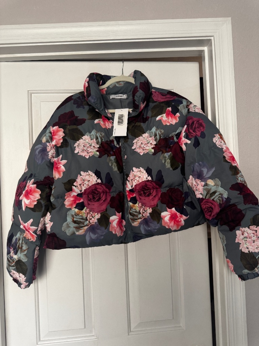 Floral Quilted Zippered Cropped Jacket NWT